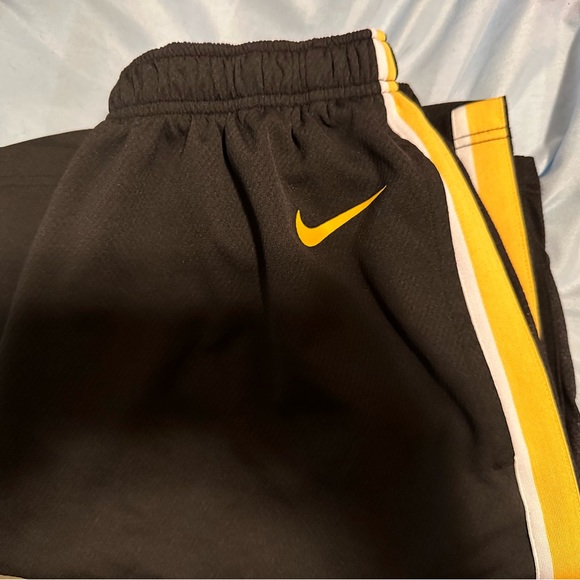 Pittsburgh Steelers Nike basketball shorts - Picture 3 of 3